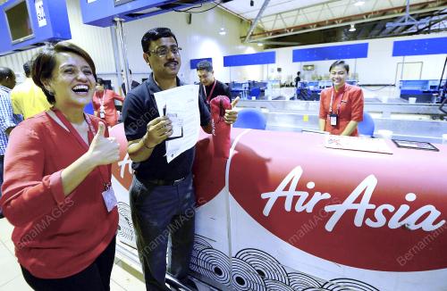 PTJ12_08052014_AIR_ASIA