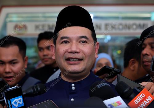 RAFIZI RAMLI