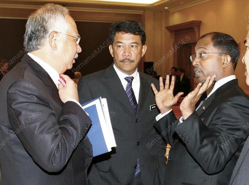 MOHD NAJIB TUN ABDUL RAZAK