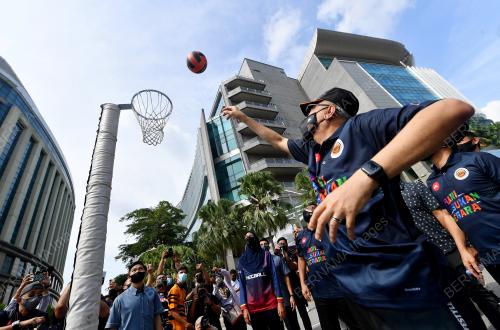 DATUK SERI ISMAIL SABRI YAAKOB