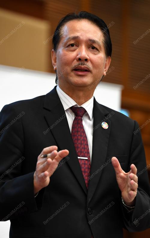 DATUK DR NOOR HISHAM