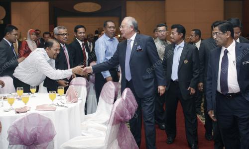 MOHD NAJIB TUN ABDUL RAZAK