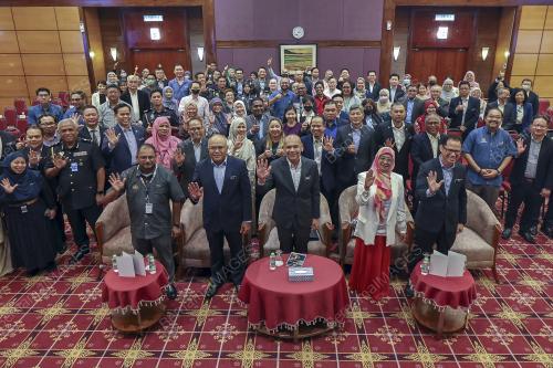 DATUK ARMIZAN MOHD ALI