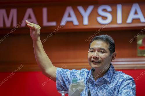 RAFIZI RAMLI