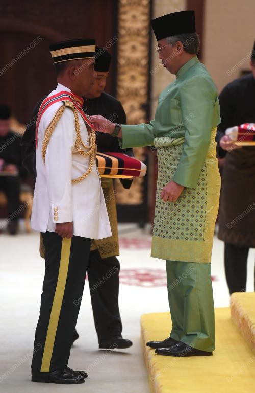PTJ12_12112019_AGONG_BN201911117212