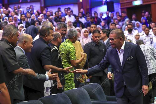 DATUK SERI SAIFUDDIN NASUTION ISMAIL