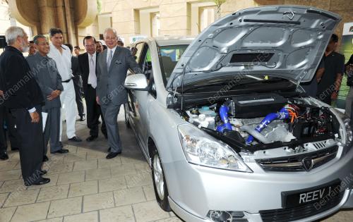 DATUK SERI NAJIB TUN RAZAK