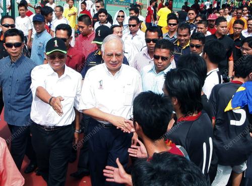 MOHD NAJIB TUN ABDUL RAZAK