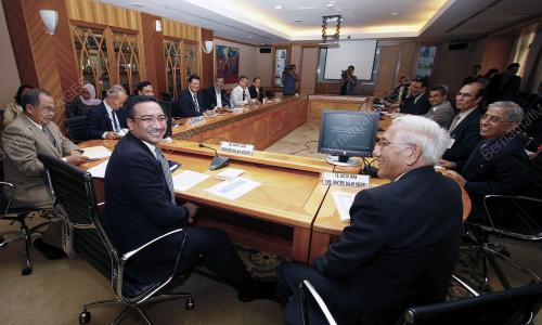 HISHAMMUDDIN TUN HUSSEIN
