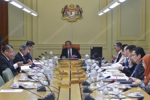 TAN SRI MUHYIDDIN YASSIN