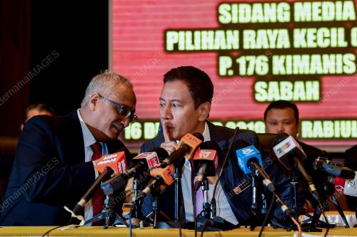DATUK AZHAR AZIZAN HARUN