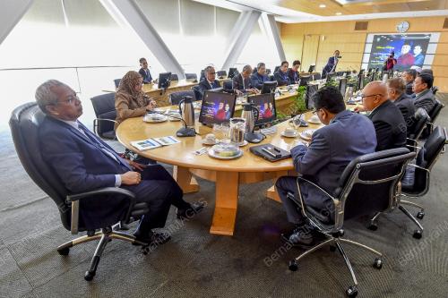 TAN SRI ANNUAR MUSA