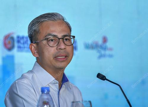 DATUK FAHMI FADZIL