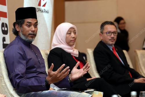 KHAIRY JAMALUDDIN ABU BAKAR