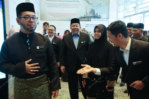 DR ZULKIFLI HASAN
