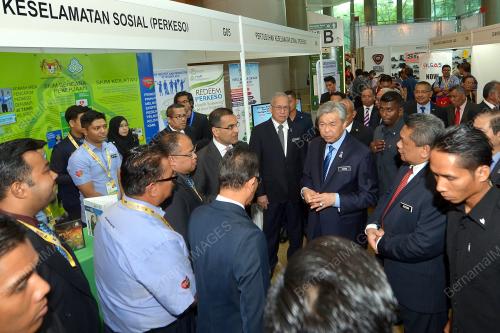 PTJ12_18092017_COSH2017