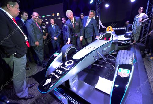 PTJ12_18122013_FORMULA_E