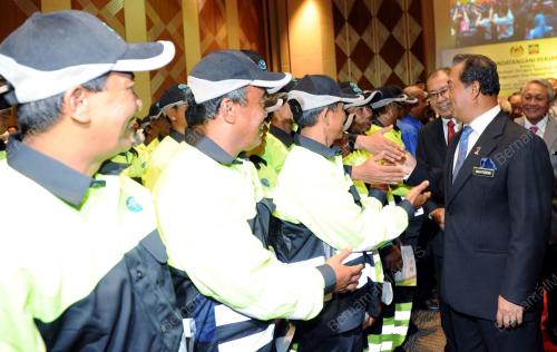 TAN SRI MUHYIDDIN YASSIN