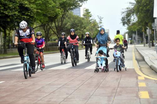 BERIADAH DIHARI MINGGU DI PUTRAJAYA