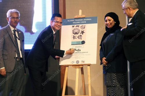PTJ12_20042018_TOURISM