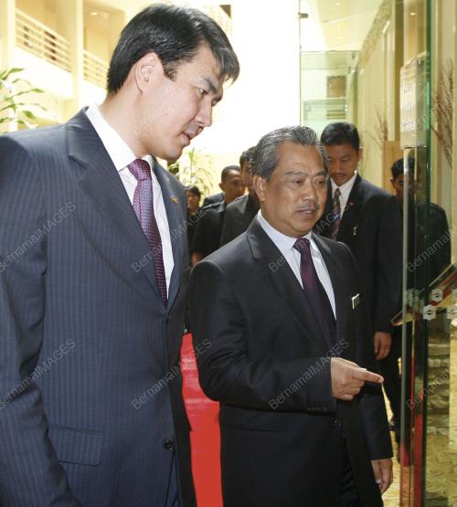 MUHYIDDIN YASSIN