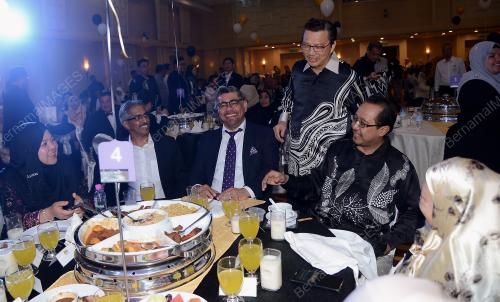 PTJ12_20112017_MALAM_GALA