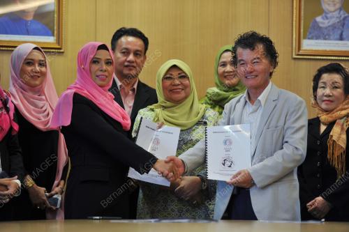 PTJ12_21032017_WANITA4U