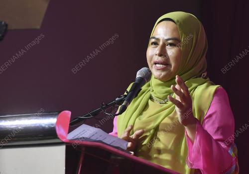 DATUK SERI DR NORAINI AHMAD