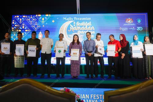 HANNAH YEOH