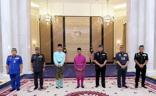 TAN SRI MUHYIDDIN YASSIN
