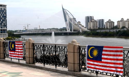 KIBARAN JALUR GEMILANG