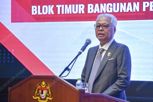 DATUK SERI ISMAIL SABRI YAAKOB