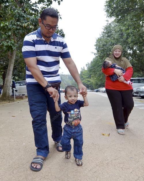 PTJ12_25102015_UWAIS
