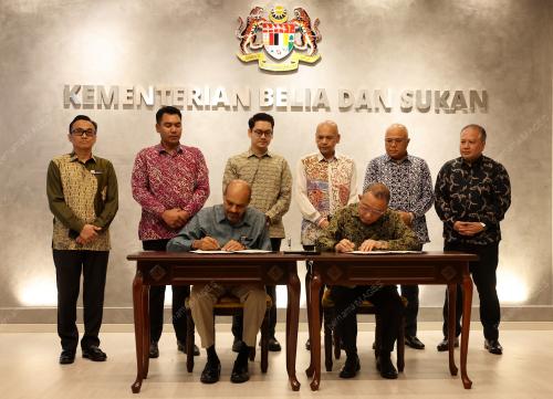 DATUK ARMIZAN MOHD ALI