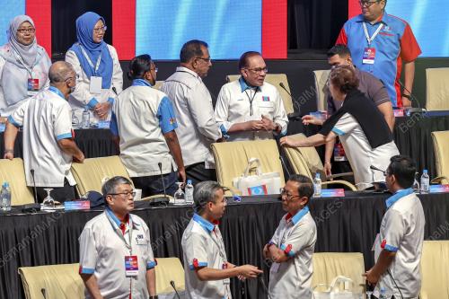 DATUK SERI ANWAR IBRAHIM