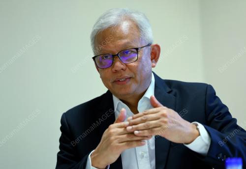 PROF EMERITUS DATUK DR LOKMAN SAIM