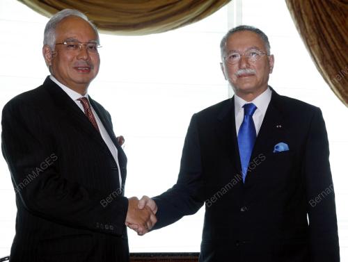 MOHD NAJIB TUN ABDUL RAZAK