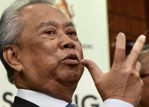 PTJ12_28112018_MUHYIDDIN