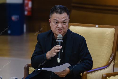 PROF WONG CHIN