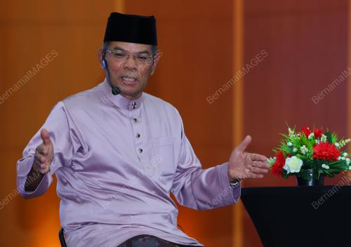 DATUK SERI SAIFUDDIN NASUTION ISMAIL