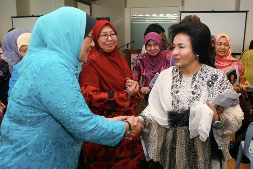DATIN SERI ROSMAH MANSOR