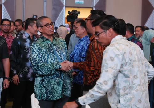 TAN SRI SHAMSUL AZRI ABU BAKAR