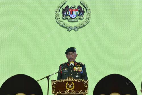 AL-SULTAN ABDULLAH RI'AYATUDDIN AL-MUSTAFA BILLAH