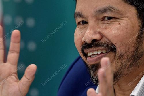 DATUK SERI DR MOHD UZIR MAHIDIN