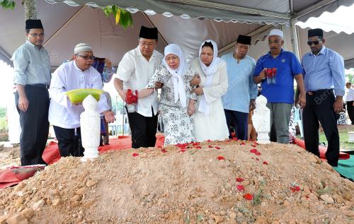 PTJ13_01072013_MENINGGAL
