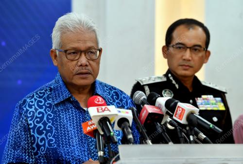 DATUK SERI HAMZAH ZAINUDDIN