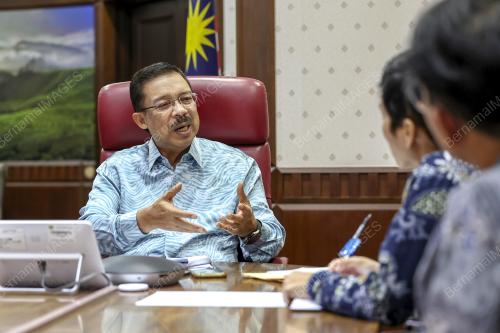 TAN SRI MOHD ZUKI ALI