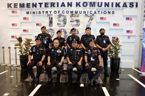 DATUK SERI MOHD KHALID ISMAIL