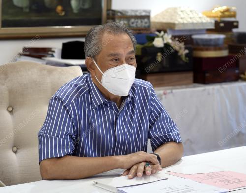 TAN SRI MUHYIDDIN YASSIN