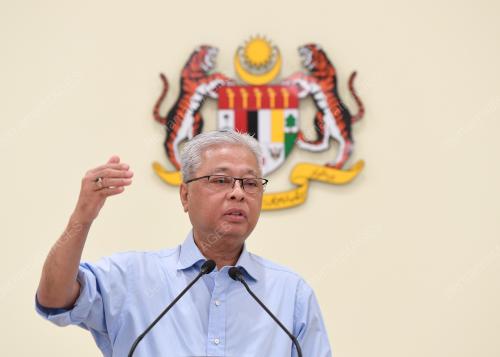 DATUK SERI ISMAIL SABRI YAAKOB